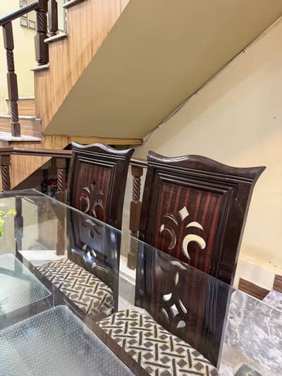 Dining tables for sell 1 Table 6 Chairs Brand new 2 months use only