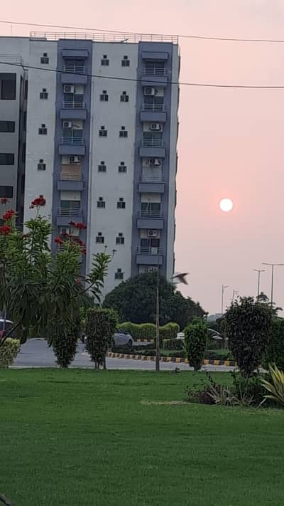Brand New 12 Marla 4 Bed Apartment 8th Floor For Sale At Attractive Price