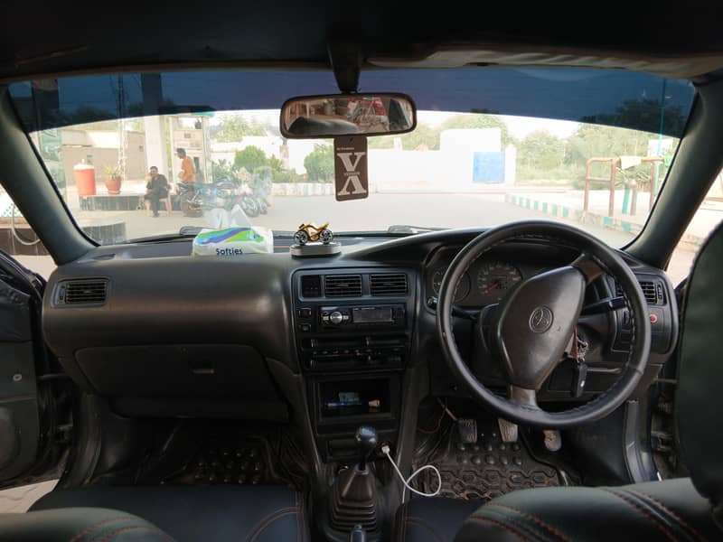 2.0D Saloon 11
