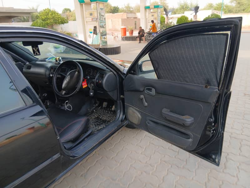 2.0D Saloon 14