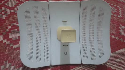 Ubiquiti LiteBeam M5 (LBE-M5-23)