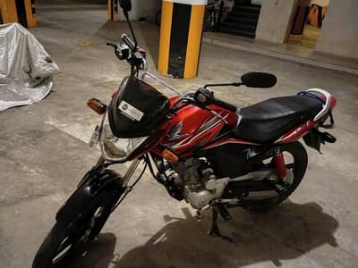 Honda CB125F