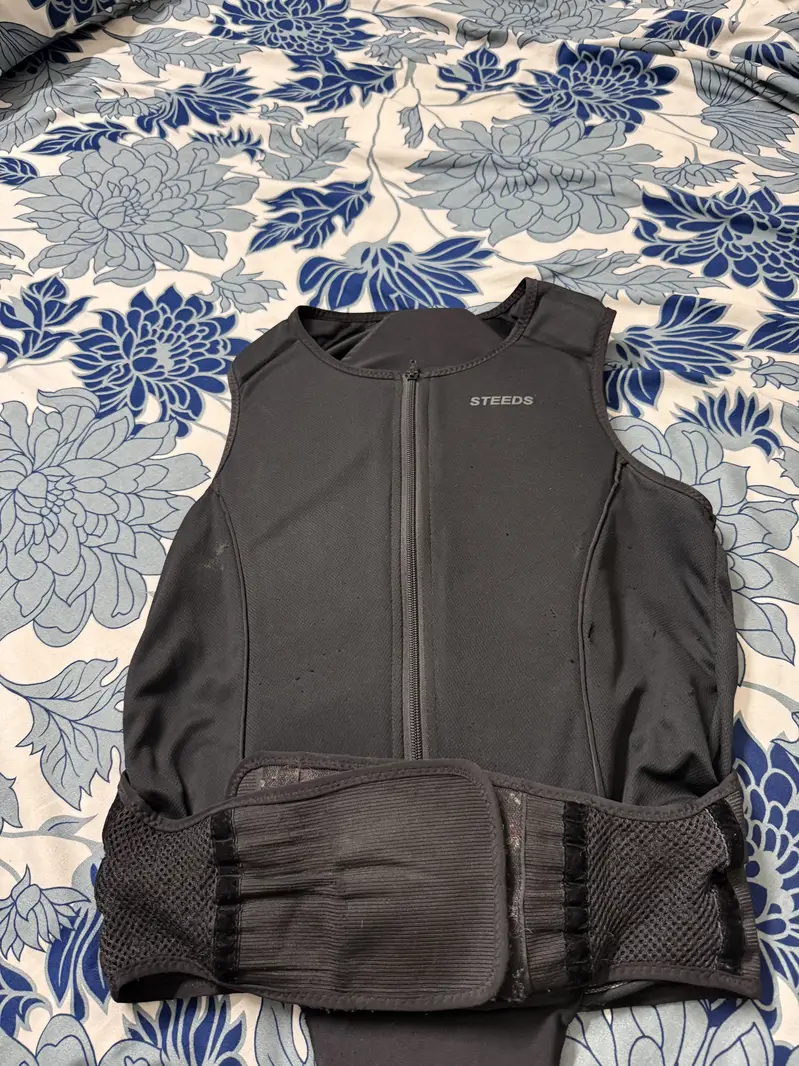 Back protector for horse riding — photo 9