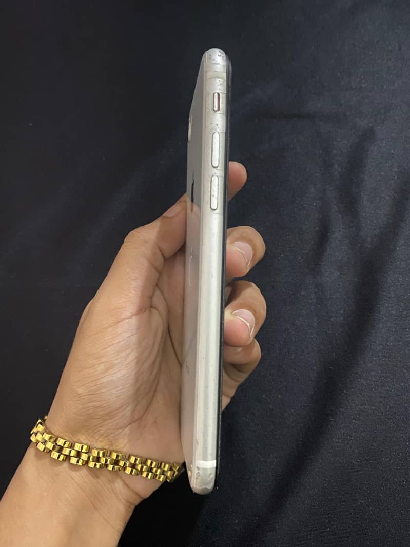 Apple iPhone SE 3