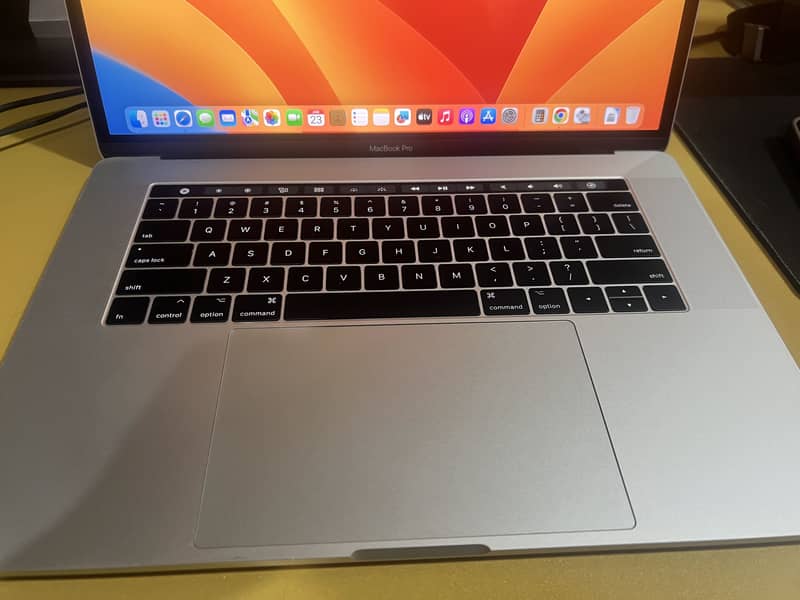 MacBook Pro 2