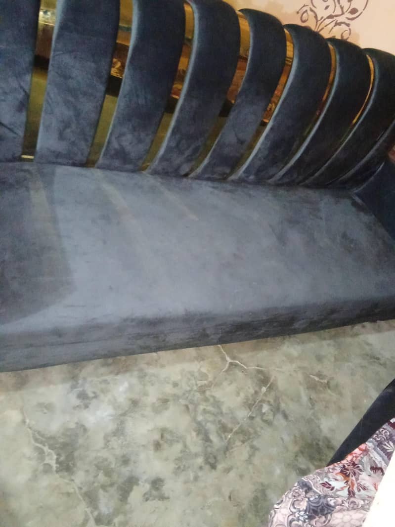 sofa selling 1