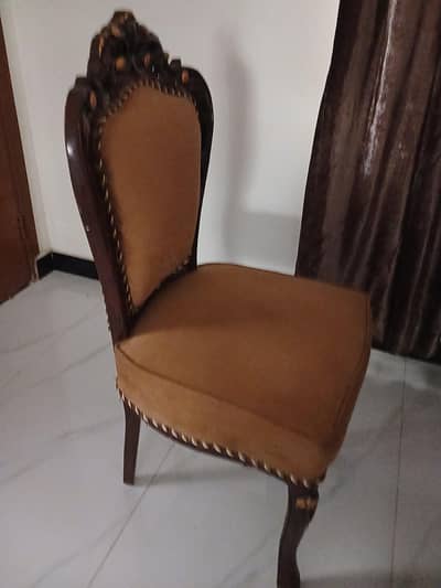 CHINIOTI SIX CHAIR GLASS DINNING TABLE