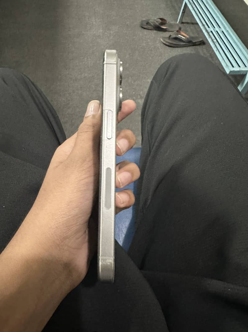 iPhone 15 pro 1
