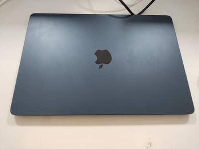 MacBook Air 15” M2 | 15" | 8/256 | Midnight