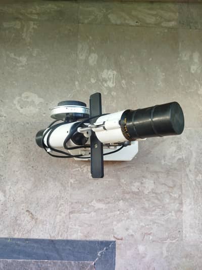 Astronomical Telescope Mount with Electric Tracking Drive