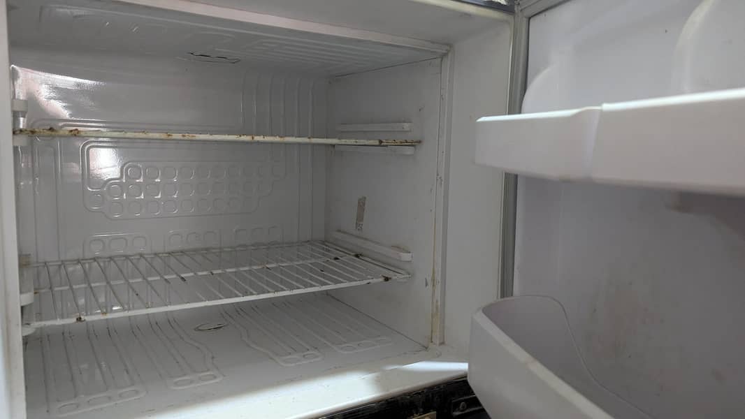 Fridge 4
