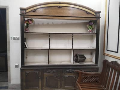 showcase and dressing table