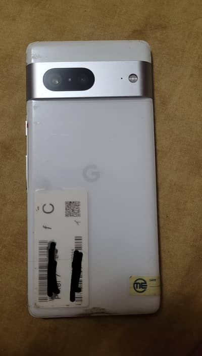 Google Pixel 7 (8GB RAM / 128GB Storage) – Excellent Condition