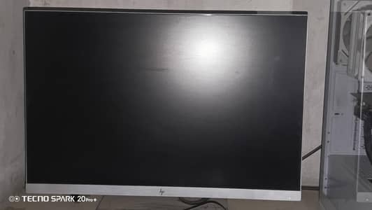 HP e243i 24 inch monitor Rotate able