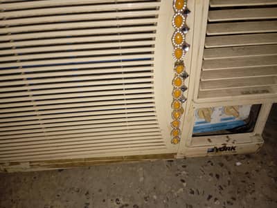window AC