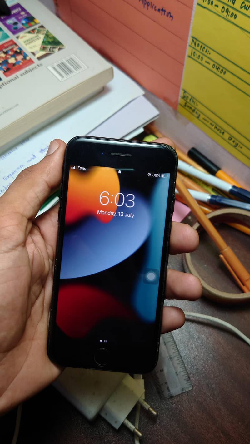Apple iPhone 7 Official aproved 128gb 1