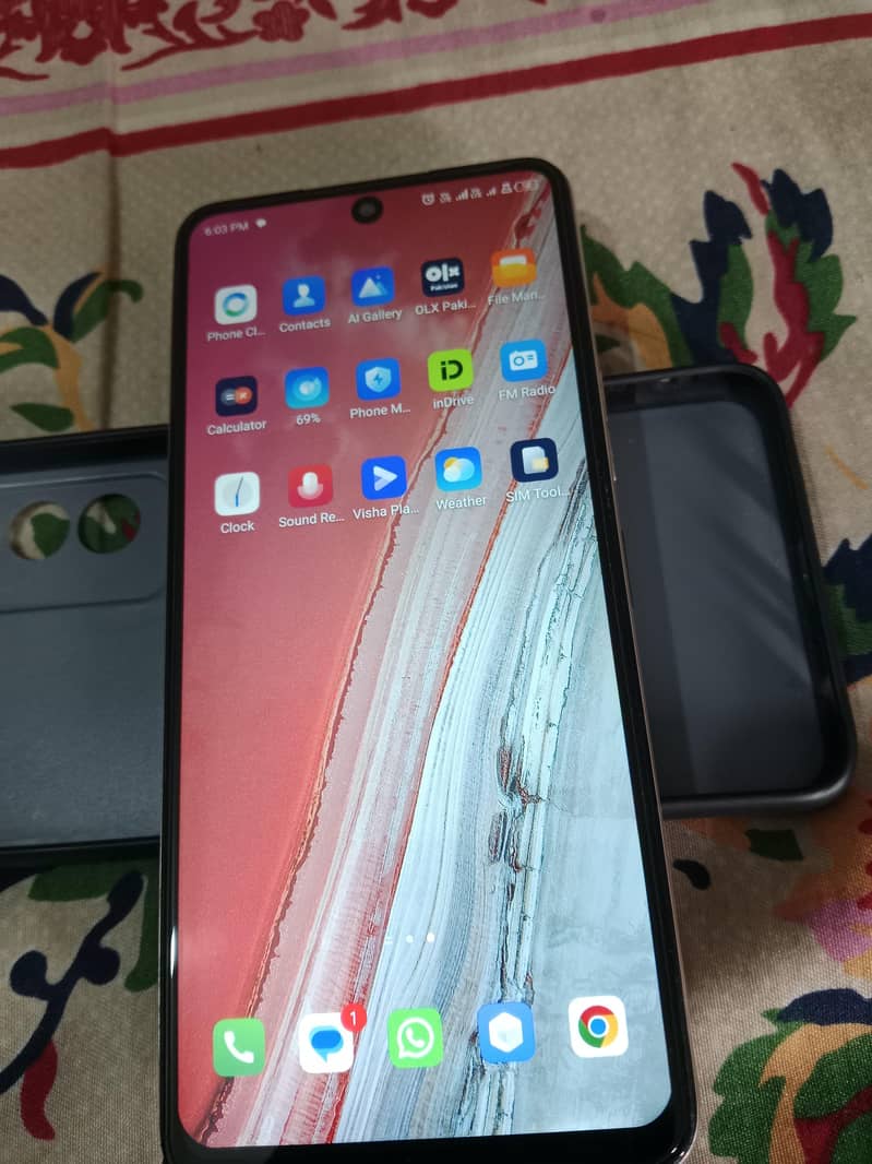 Tecno Camon 18 9