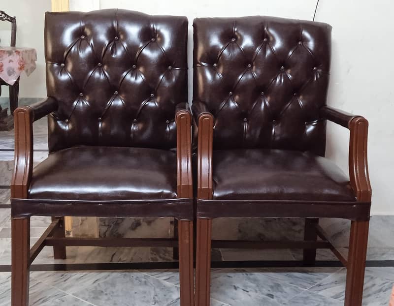 2xChairs 3
