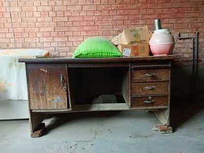 vintage  solud wooden office desk