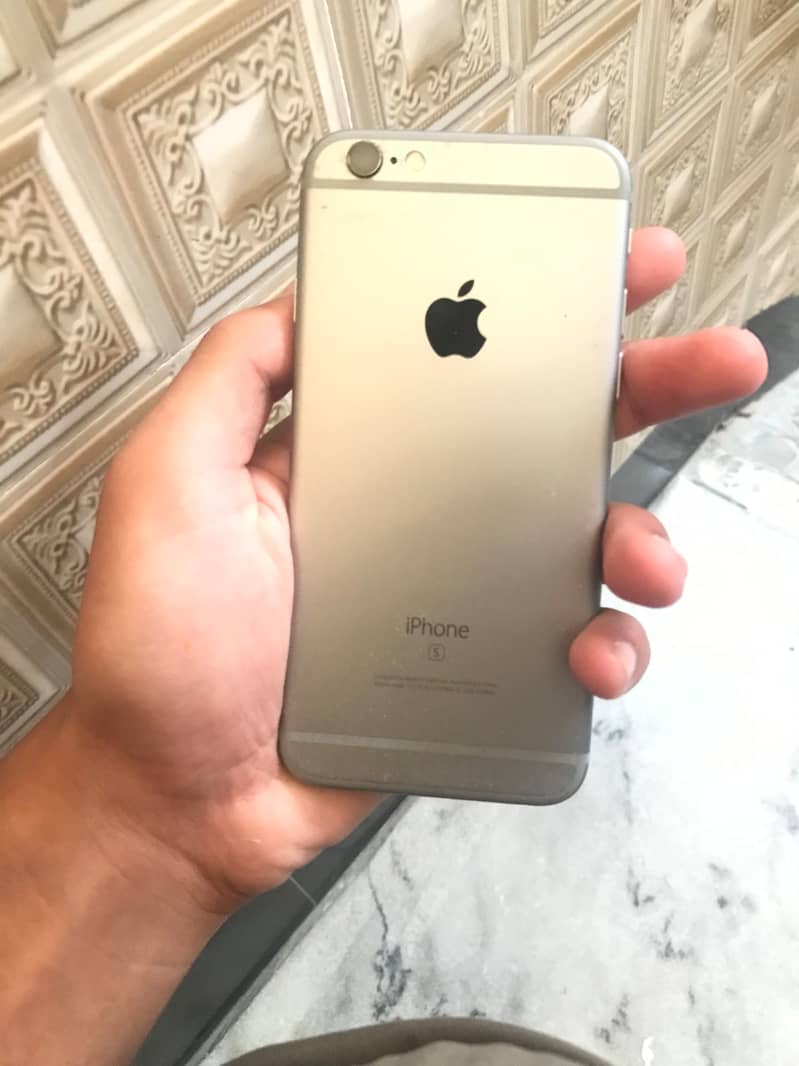 Apple iPhone 6S 0
