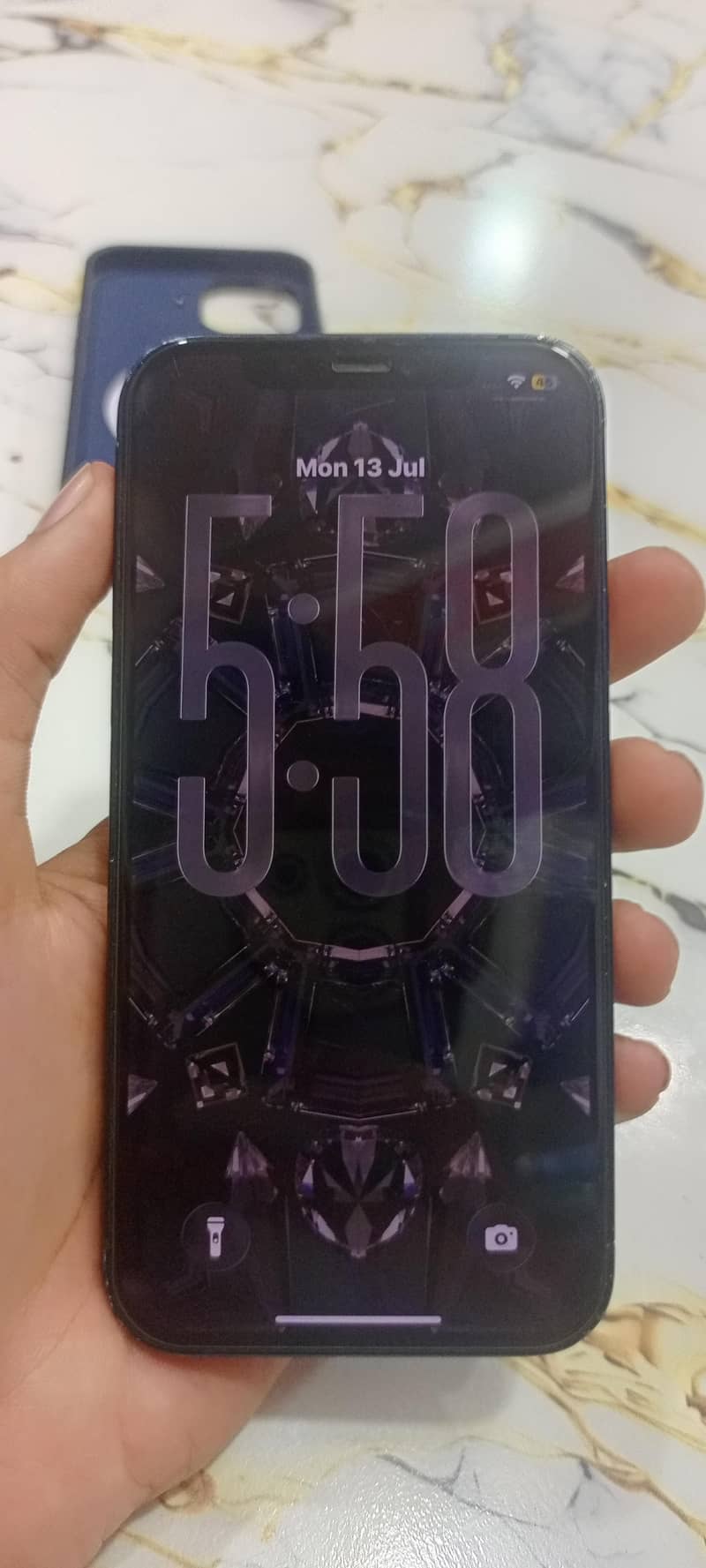 Apple iPhone 12 2
