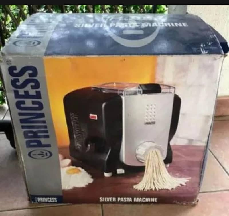 Automatic pasta machine 3