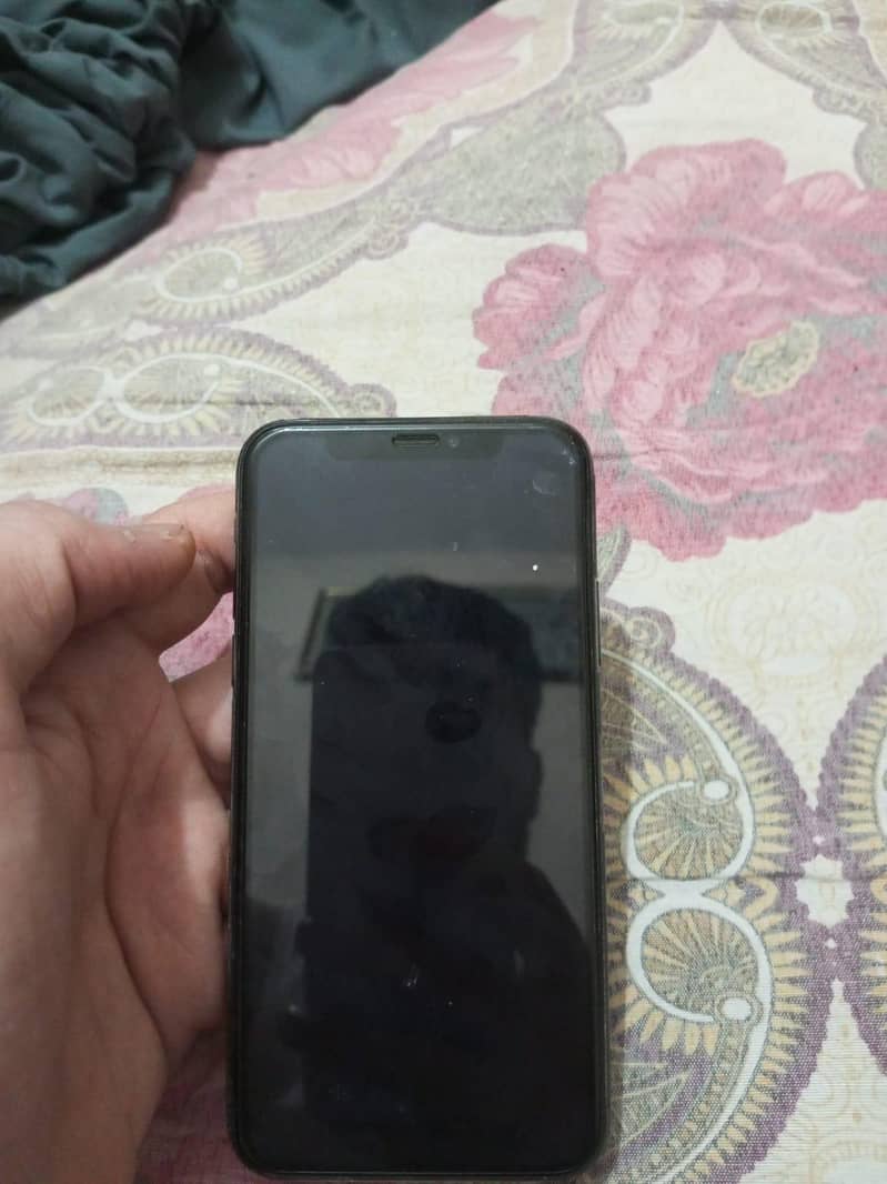 Apple iPhone X 3