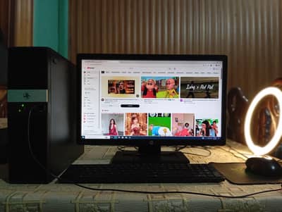 HP Core i5 Desktop PC, 8GB RAM 128GB SSD 22 in Monitor+ All Acceries