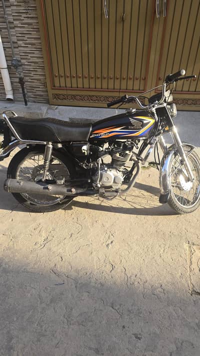 HONDA CG 125 2018 BLACK