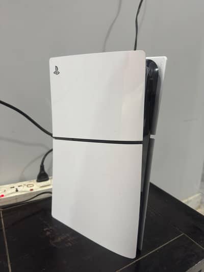 PS5 Slim Disc Edition