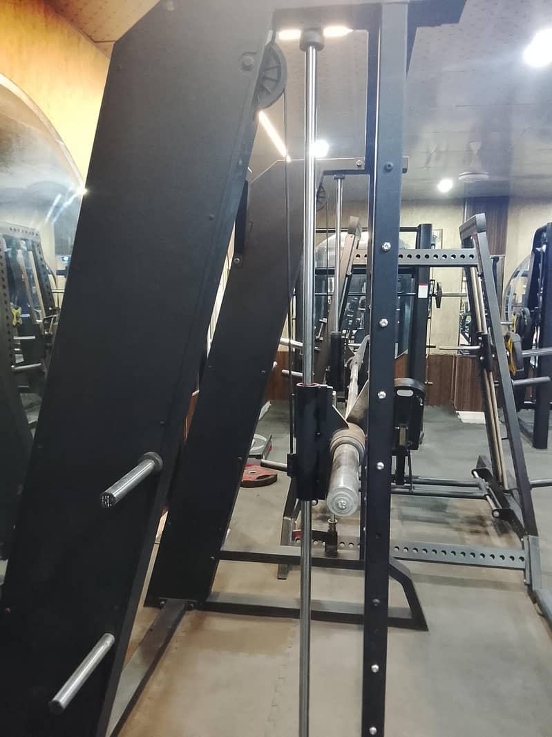 smith machine almost new 2