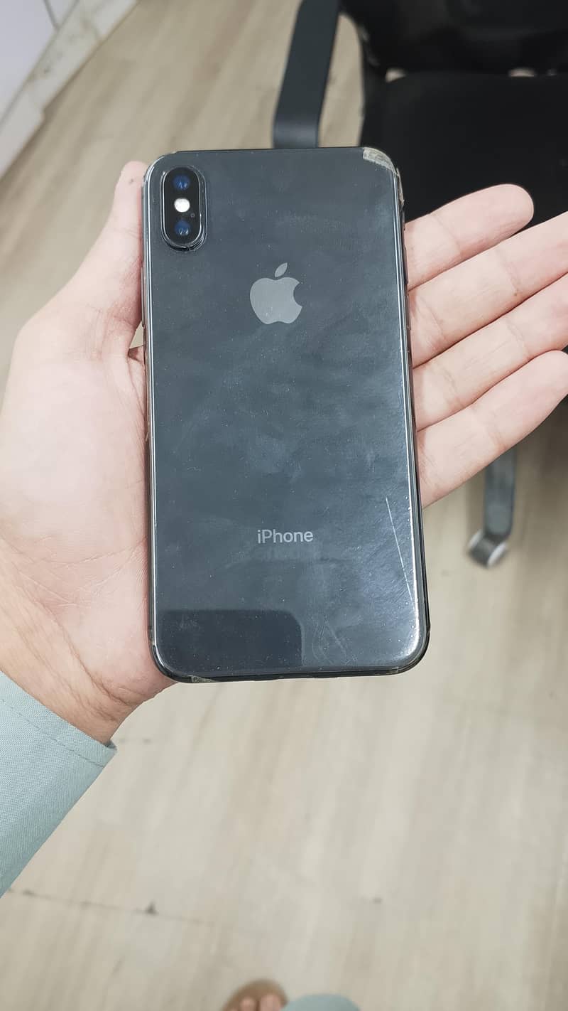 Apple iPhone X 4
