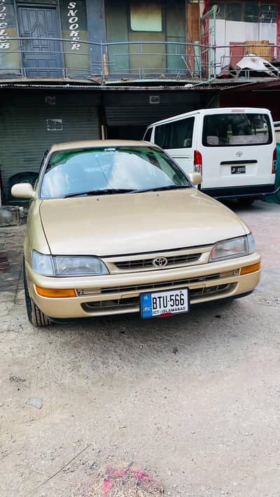 Toyota Corolla XE 2001