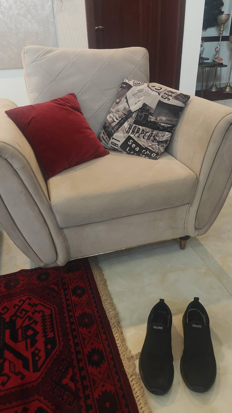 SOFA SET 7 Seater 1