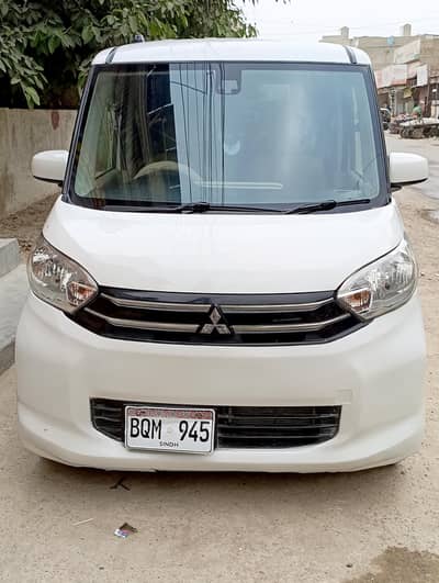 Mitsubishi EK Space Custom 2015