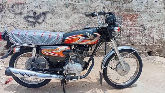 Honda CG-125 (2022) Karachi Number  0303/0255582