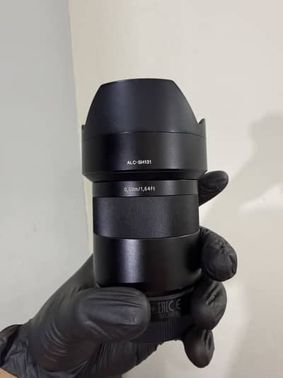 Sony FE 55mm f/1.8 ZA