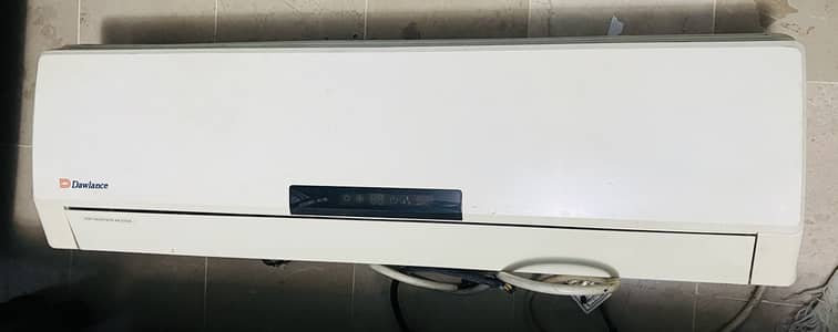 1.5 ton non inverter dawlance AC
