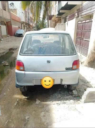Daihatsu Cuore 1993 gari running mein hai Sirf farsh ka kaam hai