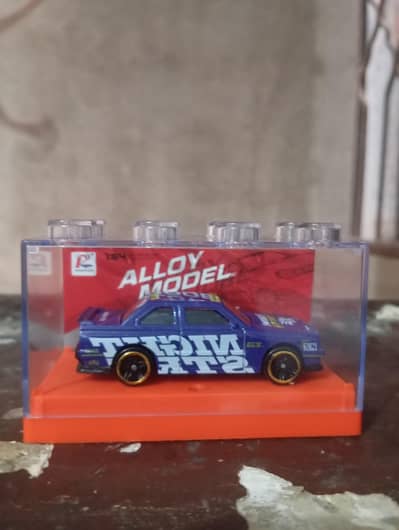 Alloy Model Cars with Acrylic Box
