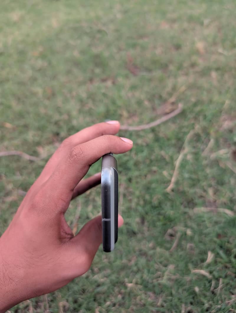 Google Pixel 8 6