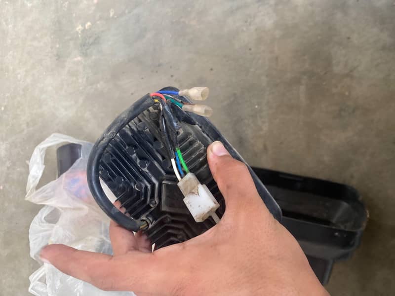 skull headlight 1