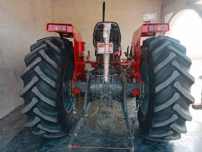 Massey 385