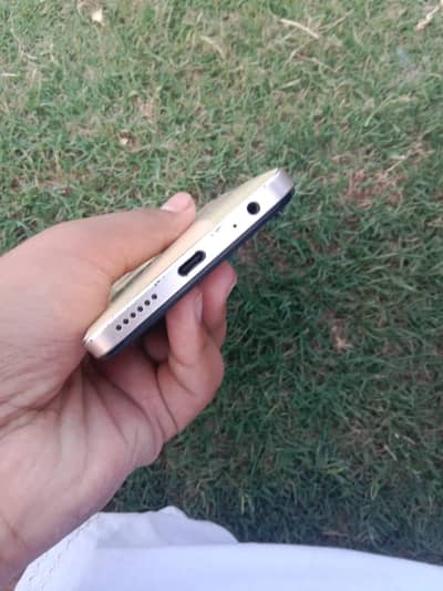 Infinix Smart 8 Pro