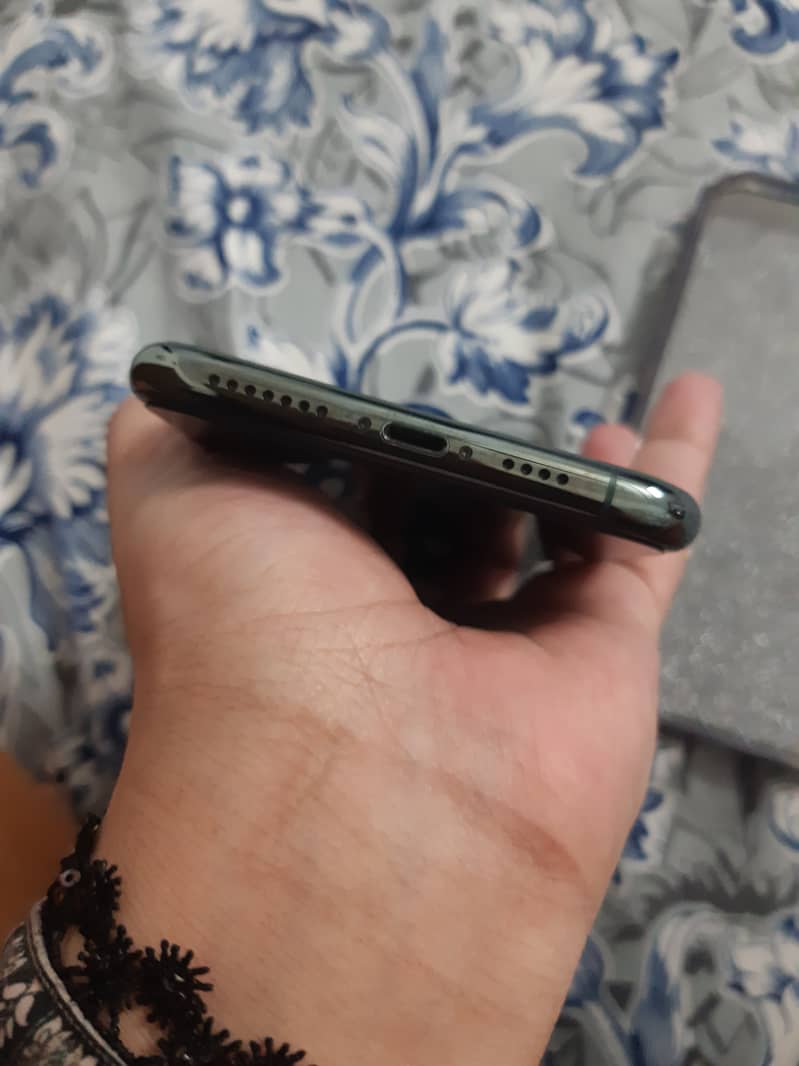 Iphone 11 Pro max 1
