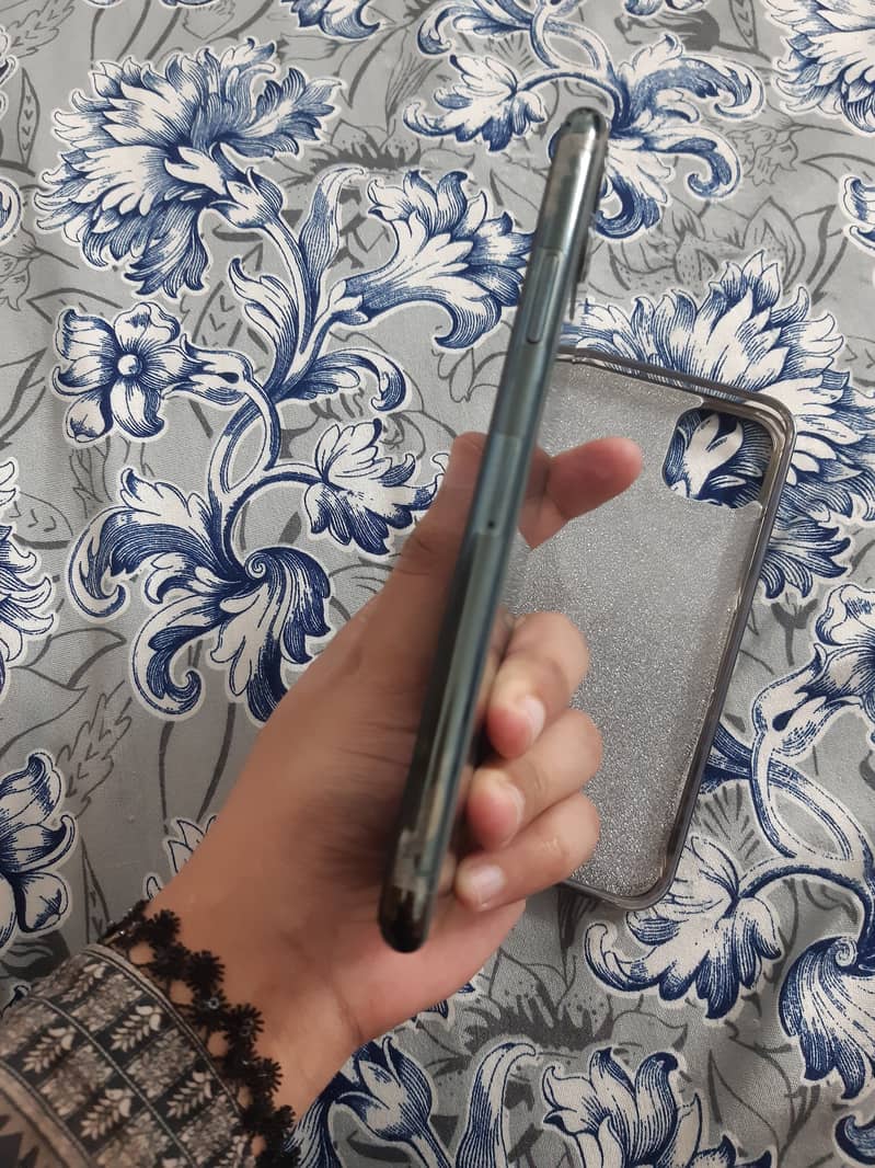 Iphone 11 Pro max 2