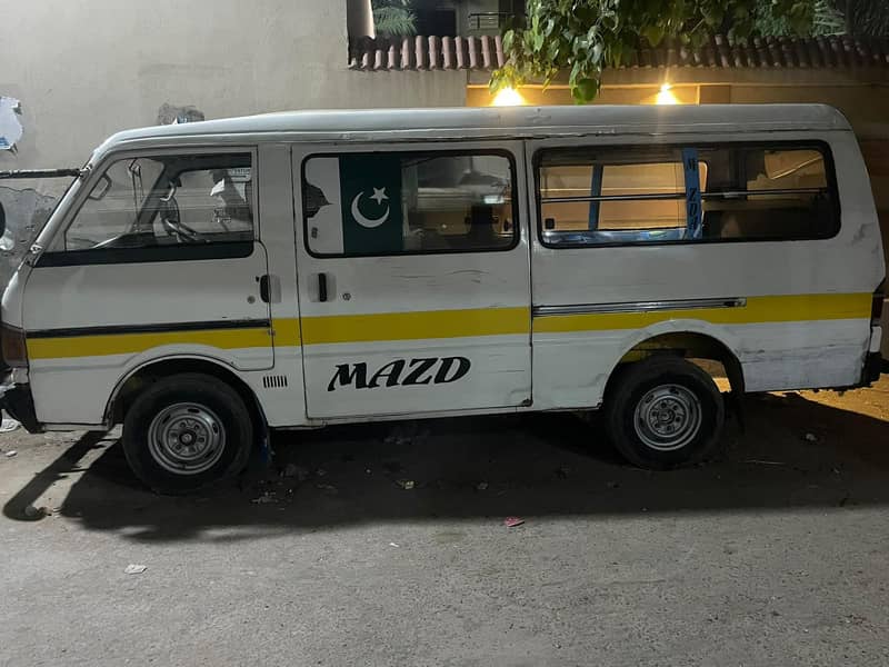 mazad van 0