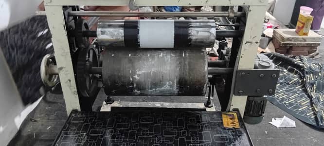 Semi-Automatic Plastic and Non-Woven Bag Printing Machine