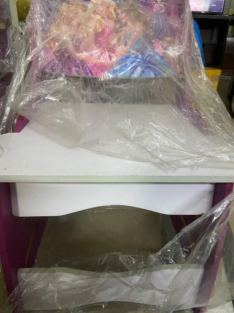 kids study table 1