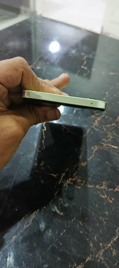 vivo y100 8/128